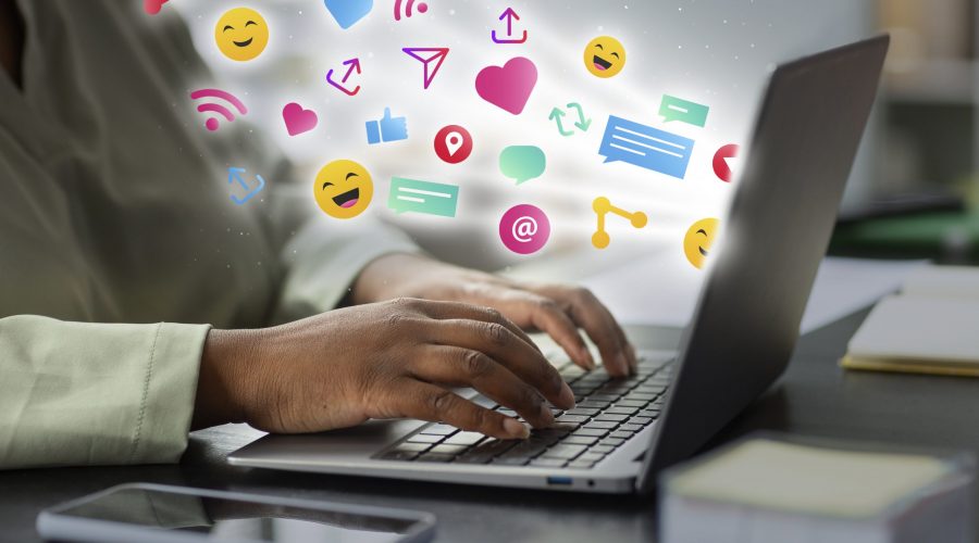 difference-marketing-digital-communication-digital-scaled